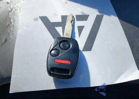 2008 Honda Civic Lx z USA, uszkodzony, nr VIN 2HGFA16598H525714